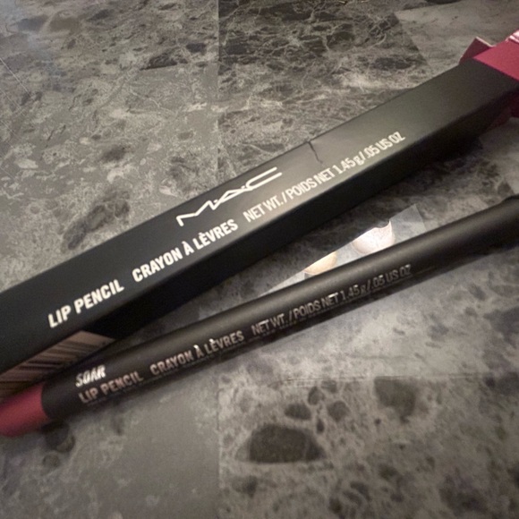 Mac NIB Lip Liner Color: Soar - Picture 2 of 2